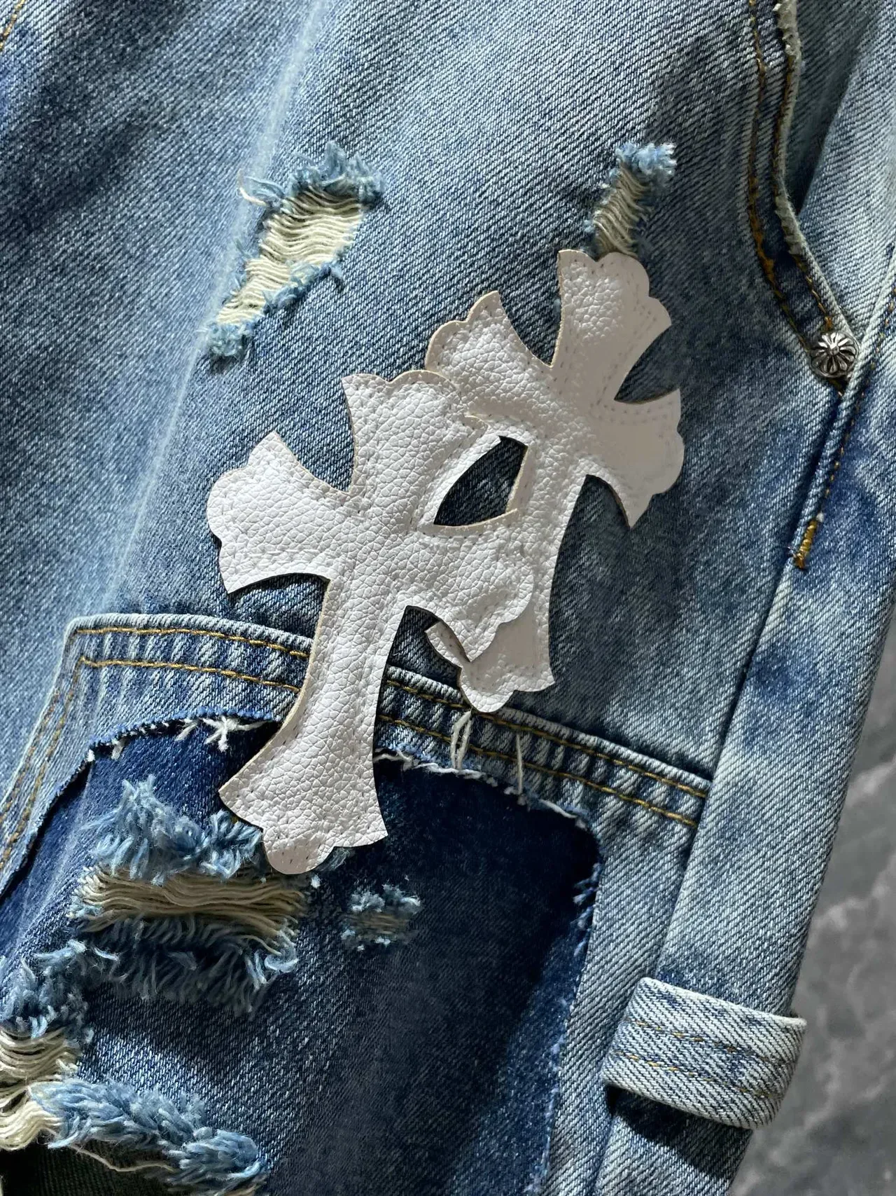 Chrome Hearts Distressed Patched Cross Embroidery Denim Shorts 4