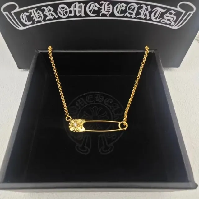 Chrome Hearts Colar com pingente de pin de segurança floral 7