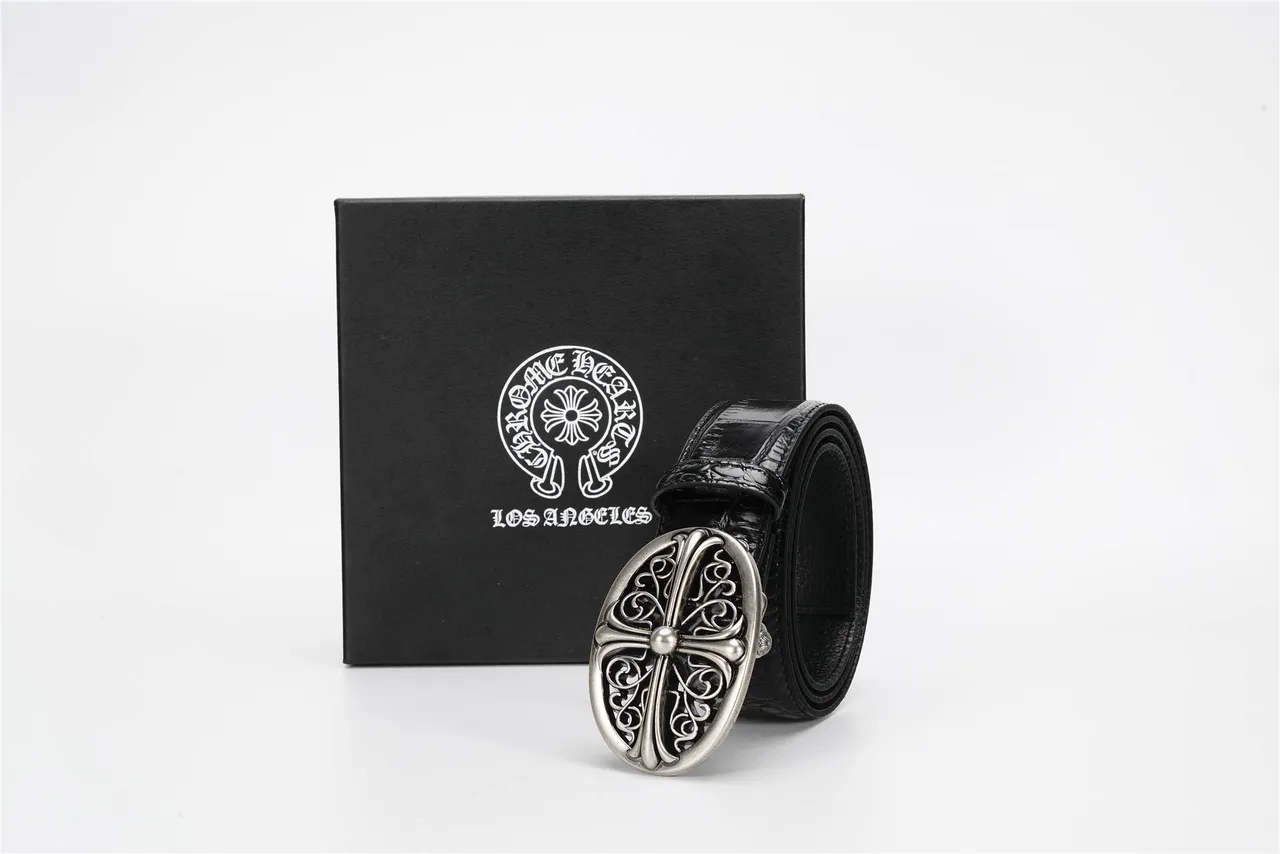 Chrome Hearts Ceinture en cuir de crocodile noir avec filigrane de croix ovale 5
