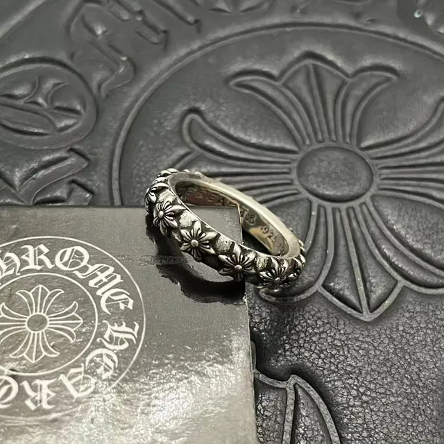 Chrome Hearts Bague Argent Noir Motif Floral Bande Détails de Marguerite Surélevés 7