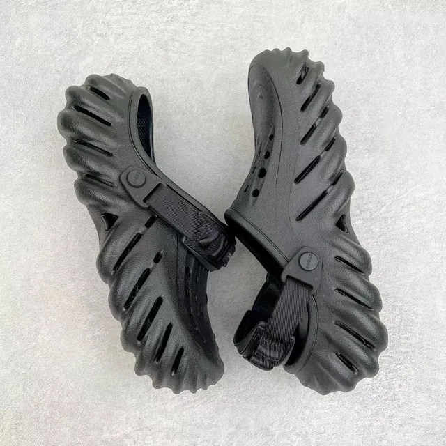 Crocs Echo Clog Black Molded Foam Clog 8