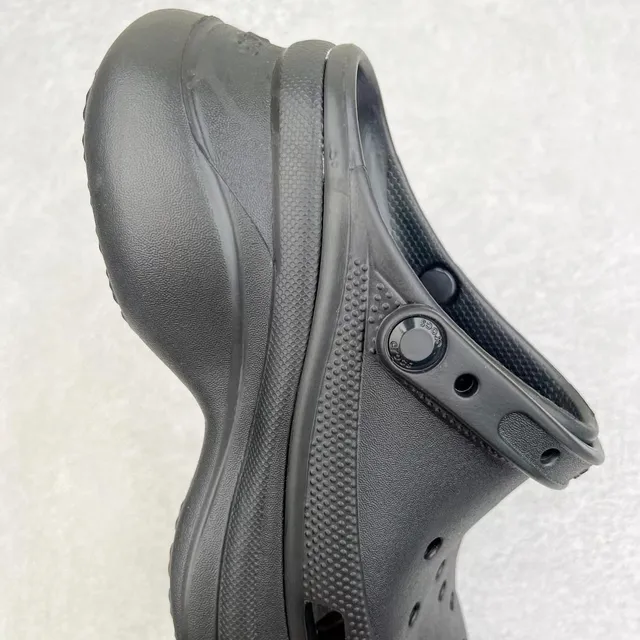 Crocs Echo Clog Black Oversized Platform Clog 5