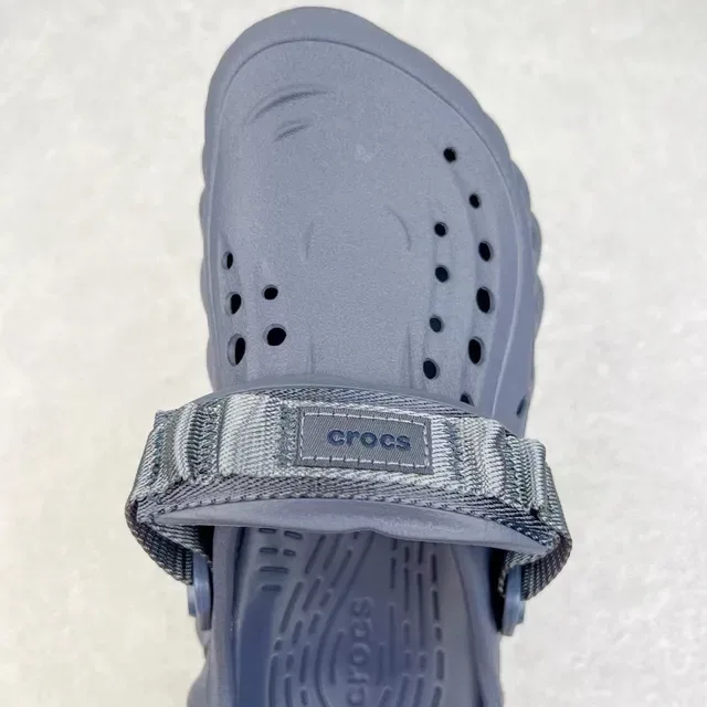 Crocs Echo Clog Gray Molded Foam Ventilated Clog 7