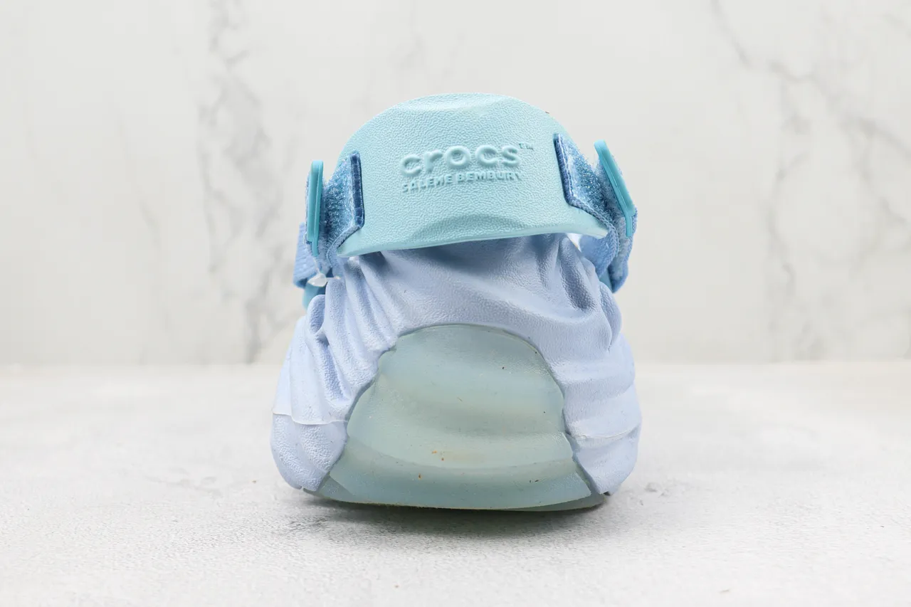 Crocs Echo Clog Light Blue Molded Foam Clog 9