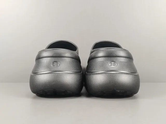 Crocs Echo Clog Metallic Gray Platform Clog 14