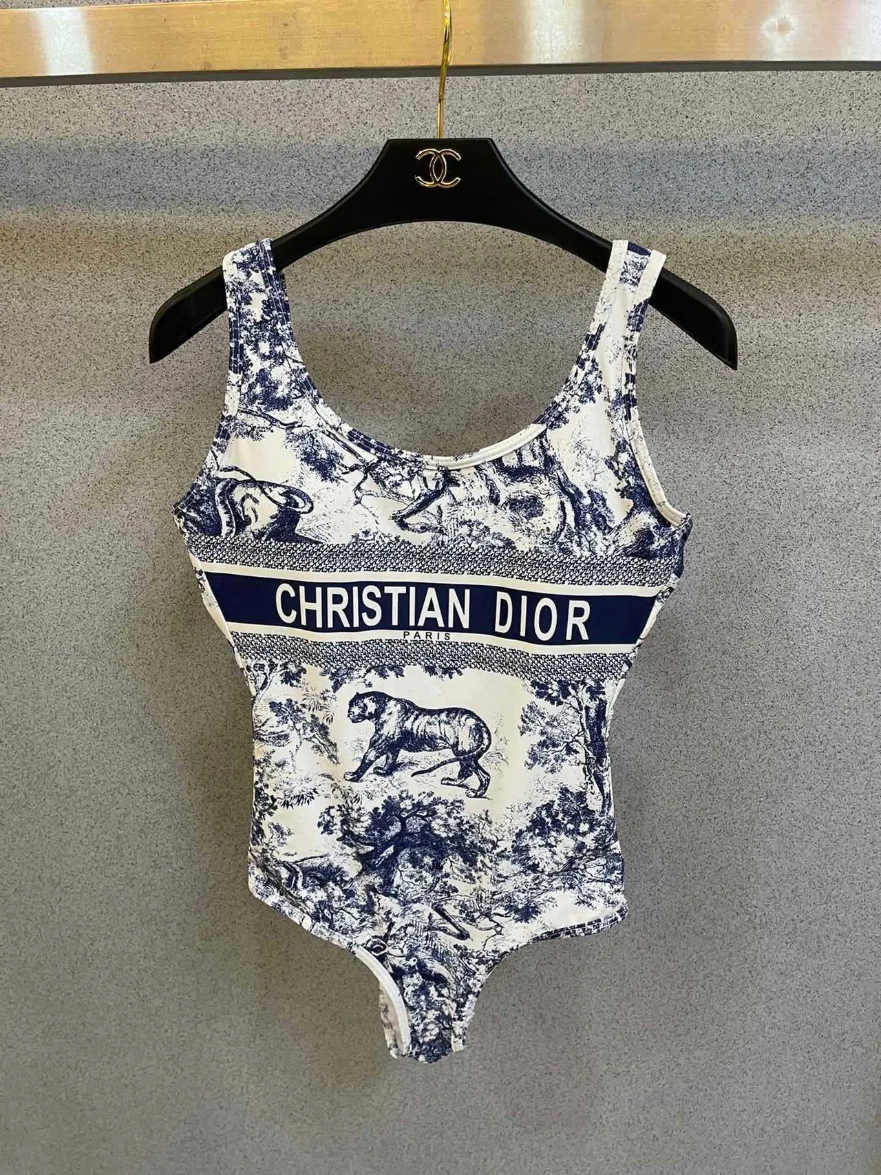 Christian Dior Maillot de bain High-Cut imprimé Toile blanc et bleu 6