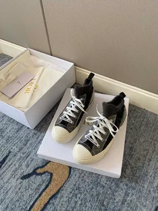 Dior B23 Black Fur-Trimmed High-Top Platform Lifestyle Sneakers 7