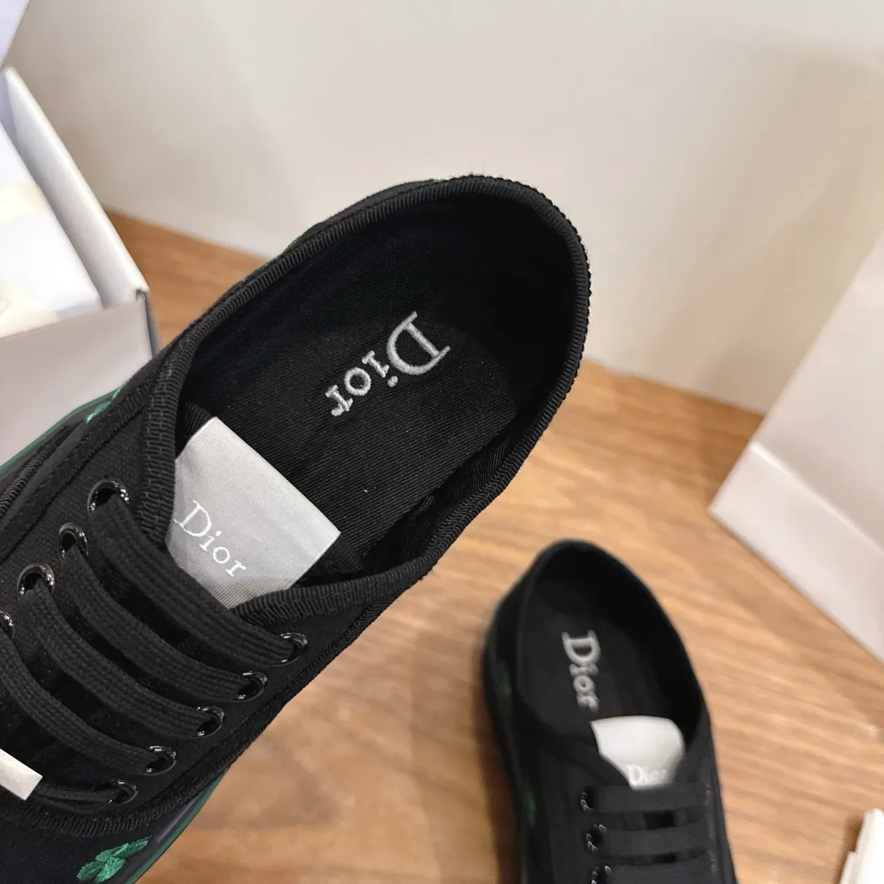 Dior B23 Trèfle à Quatre Feuilles Brodé Sneakers Lifestyle Toile Noir 4