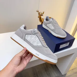 Dior B23 Monogram حذاء رياضي رمادي سويد لايف ستايل