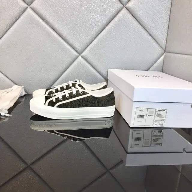 Dior B23 Monogrammed Canvas White Toe Cap Lifestyle Sneakers 2