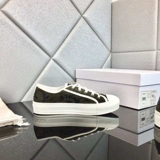 Dior B23 Monogrammed Canvas White Toe Cap Lifestyle Sneakers 3