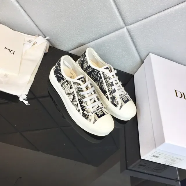 Dior B23 Printed Canvas White Platform Lifestyle Sneakers 2