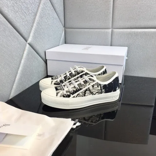 Dior B23 Printed Canvas White Platform Lifestyle Sneakers 4