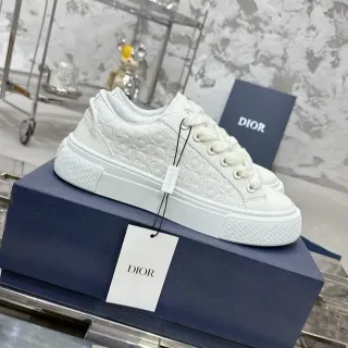 Dior B23 White Embossed Oblique Platform Lifestyle Sneakers