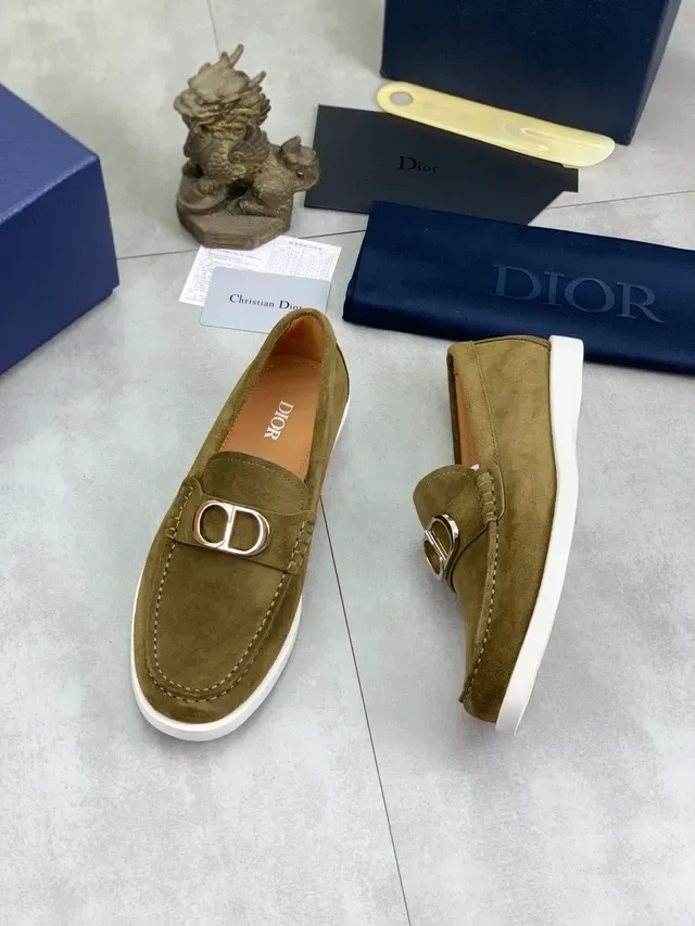 Dior B27 आर्मी ग्रीन व्हाइट स्यूड अपर CD बकल हार्डवेयर लोफर 5