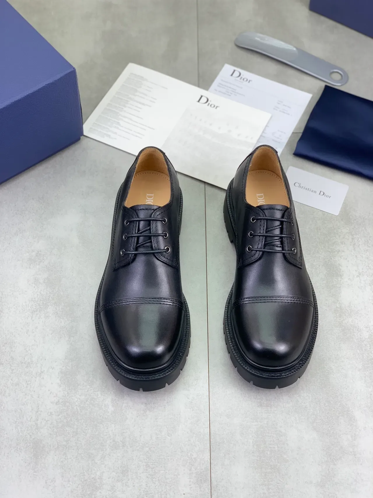 Dior B27 Chaussures Oxford Noir Beige à bout cap à lacets 6