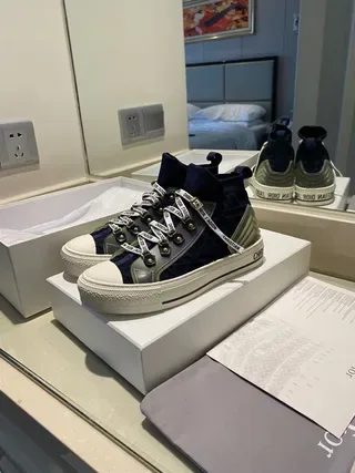 Dior B27 Navy Blue and Gray High-Top Lifestyle Sneakers 3
