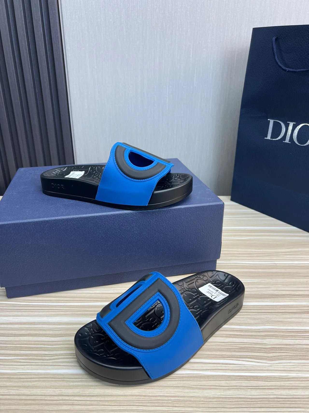 Dior B27 Oversized D-Logo Blue and Black Slippers 7