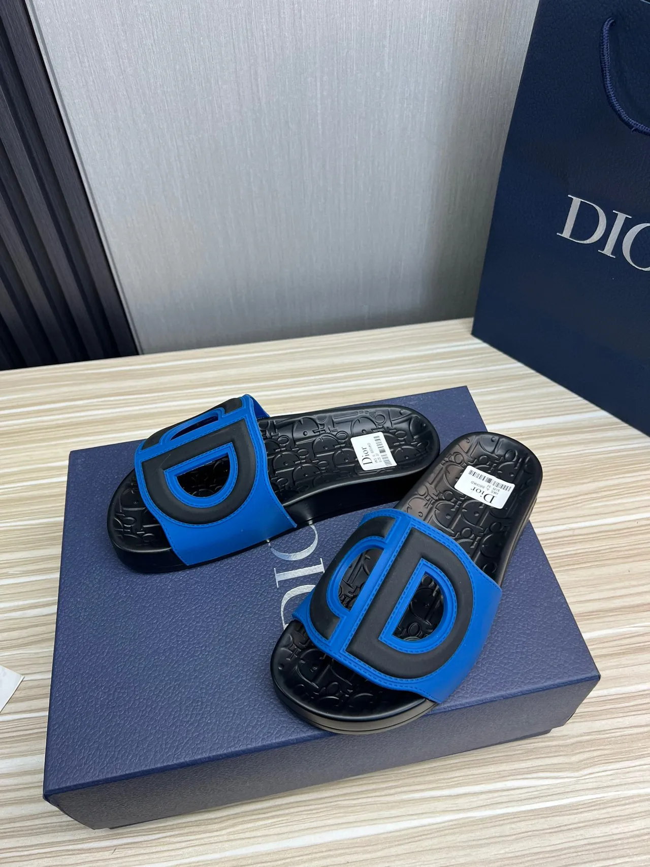 Dior B27 Oversized D-Logo Blue and Black Slippers 8