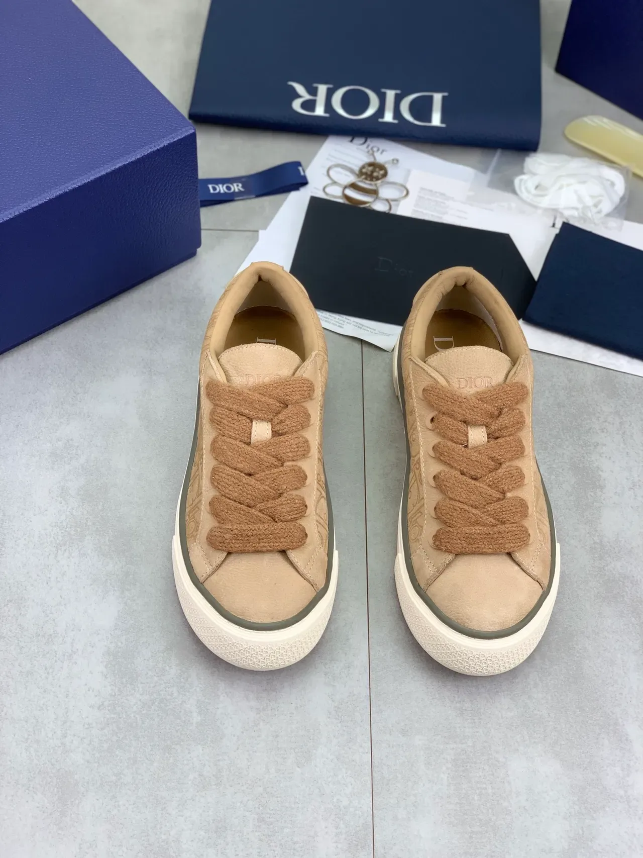 Dior Beige Marron Monogrammés Partie Supérieure Lacets Style Corde Tricotée Chaussures Lifestyle 4
