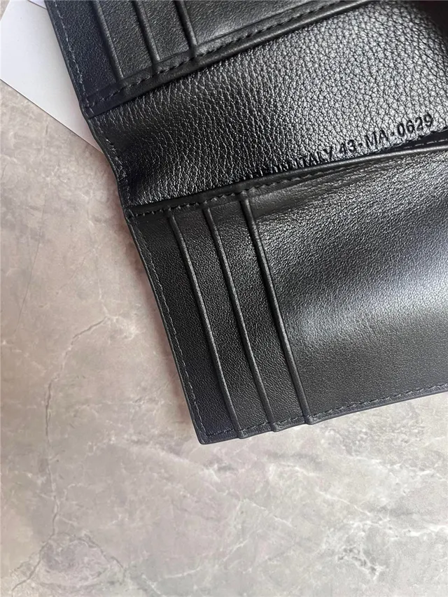 Dior Black Beige Pebbled Leather Embroidered Logo Card Holder 2