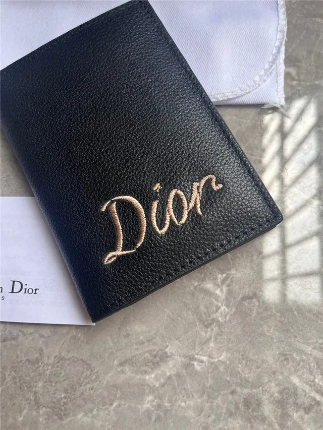 Dior Black Beige Pebbled Leather Embroidered Logo Card Holder 7