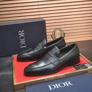 Dior काले चमड़े का पेनी लोफर