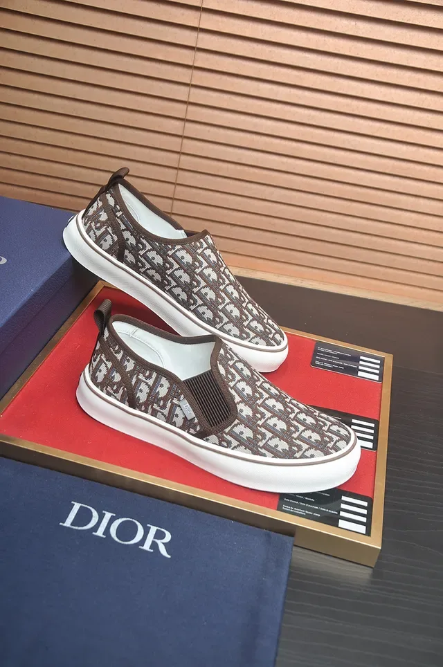 Dior Tênis Lifestyle Marrom Bege Slip-On Monogram Jacquard 4