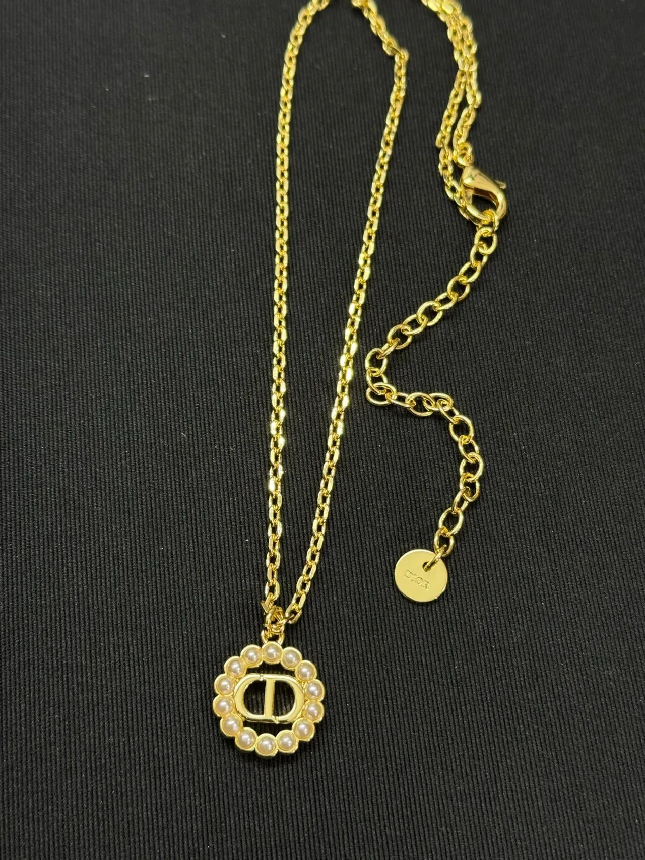 Dior CD Logo Pearl Collection Chaîne Or Blanc Médaillon Collier 5