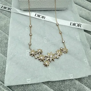 Dior सोना पारदर्शी चेन सितारा आकार पेंडेंट हार