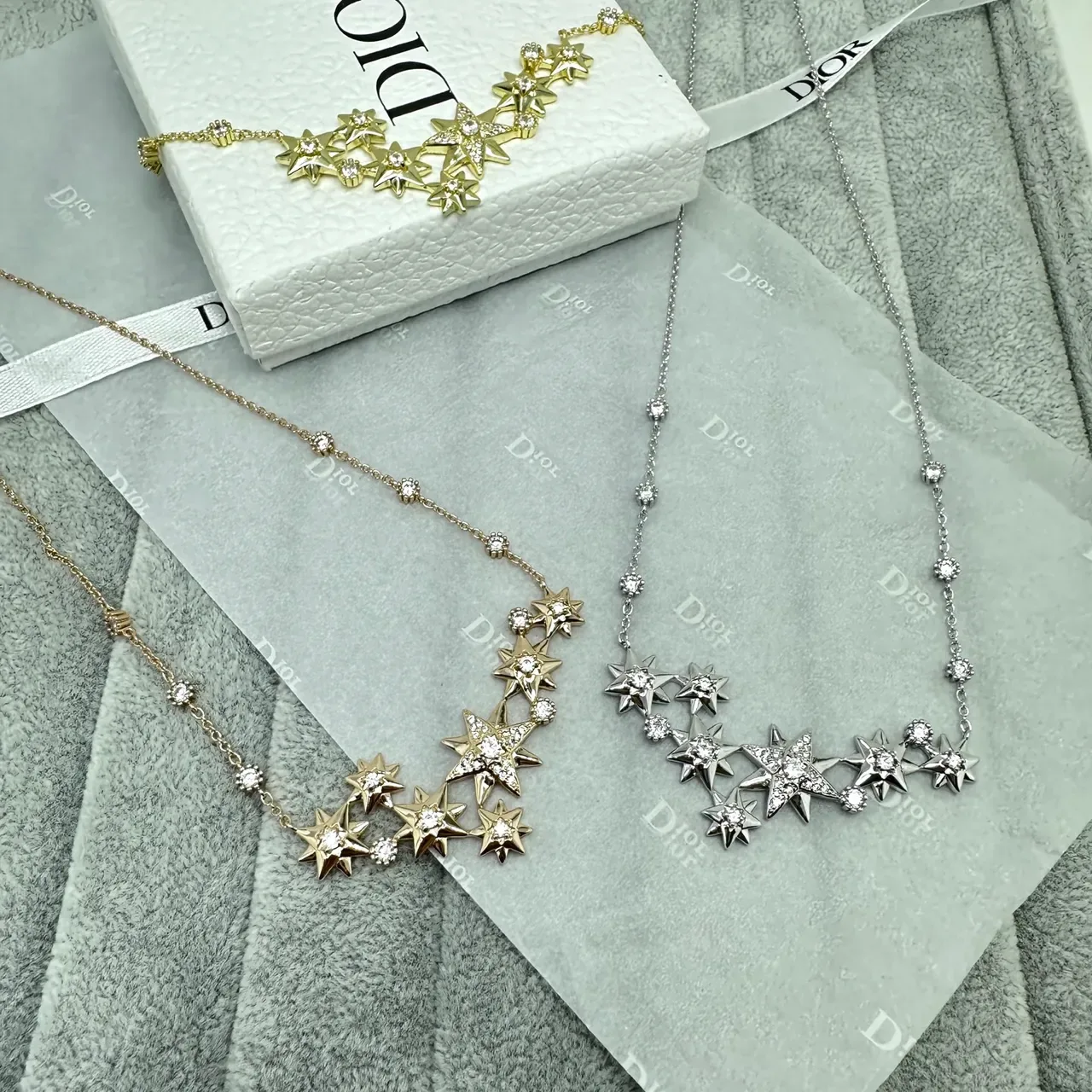 Dior Gold Transparent Chain Star-Shaped Pendants Necklace 2