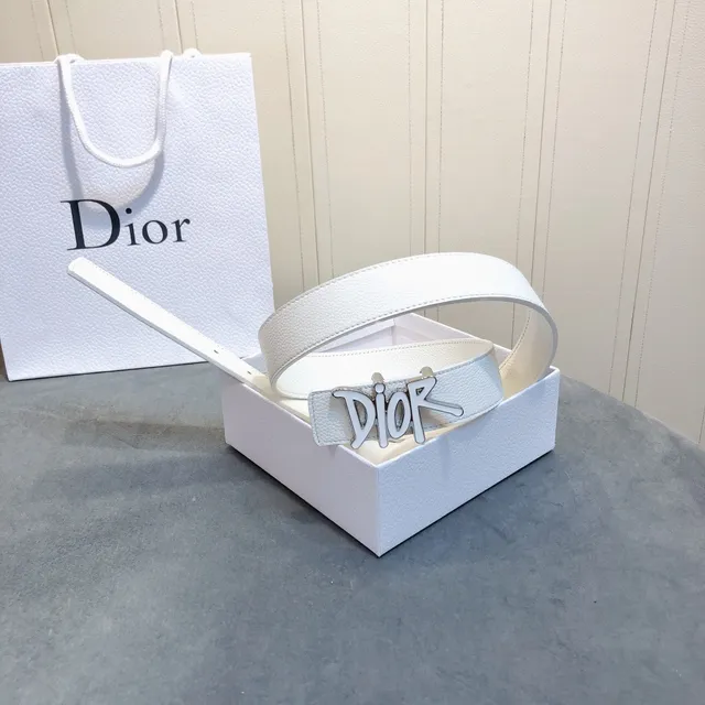 Dior Icon White Grained Leather Belt 5