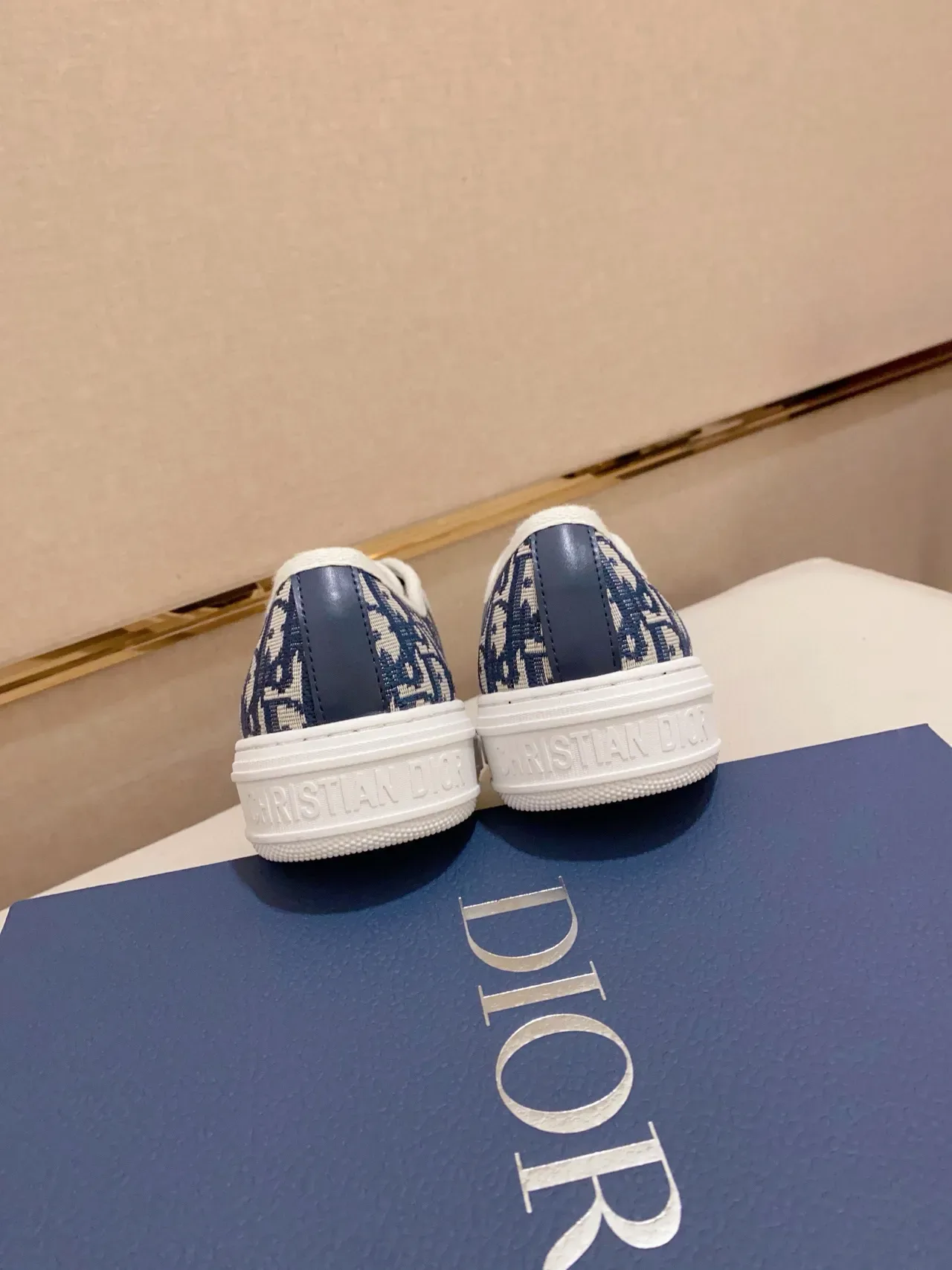 Dior Navy Beige Monogrammed Textile Upper Toe Cap سنيكرز لايف ستايل 3