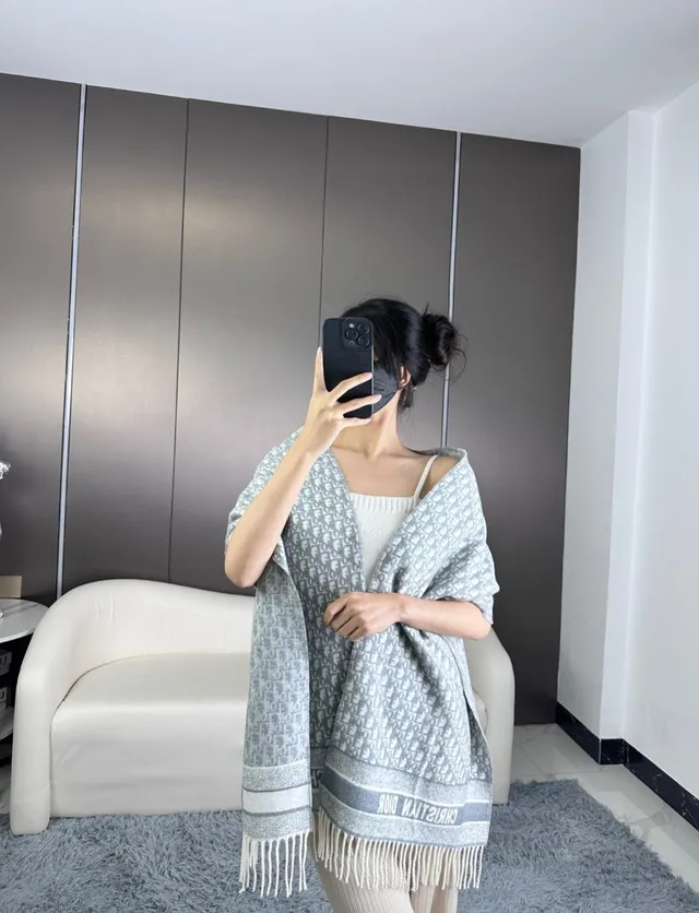 Dior Oblique Gris Blanc Jacquard Logo Pattern Bords Frangés Cachemire Écharpe 2