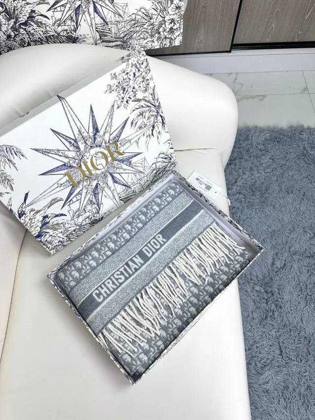 Dior Oblique Gris Blanc Jacquard Logo Pattern Bords Frangés Cachemire Écharpe 6