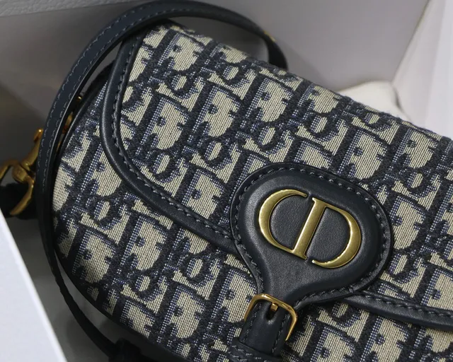 Dior Saddle beige bleu marine oblique jacquard garniture cuir noir Saddle Bag 9