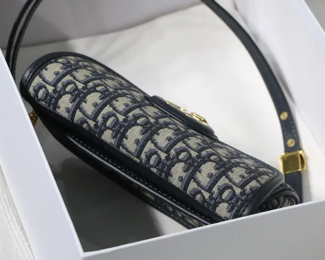 Dior Saddle beige bleu marine oblique jacquard garniture cuir noir Saddle Bag 15
