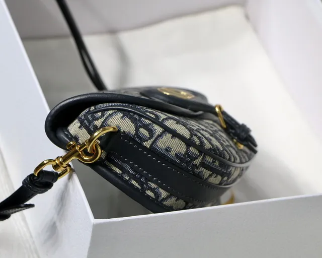 Dior Saddle beige bleu marine oblique jacquard garniture cuir noir Saddle Bag 17