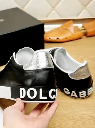 Dolce & Gabbana حذاء أسود جلدي مع كعب أبيض نمط حياة 7