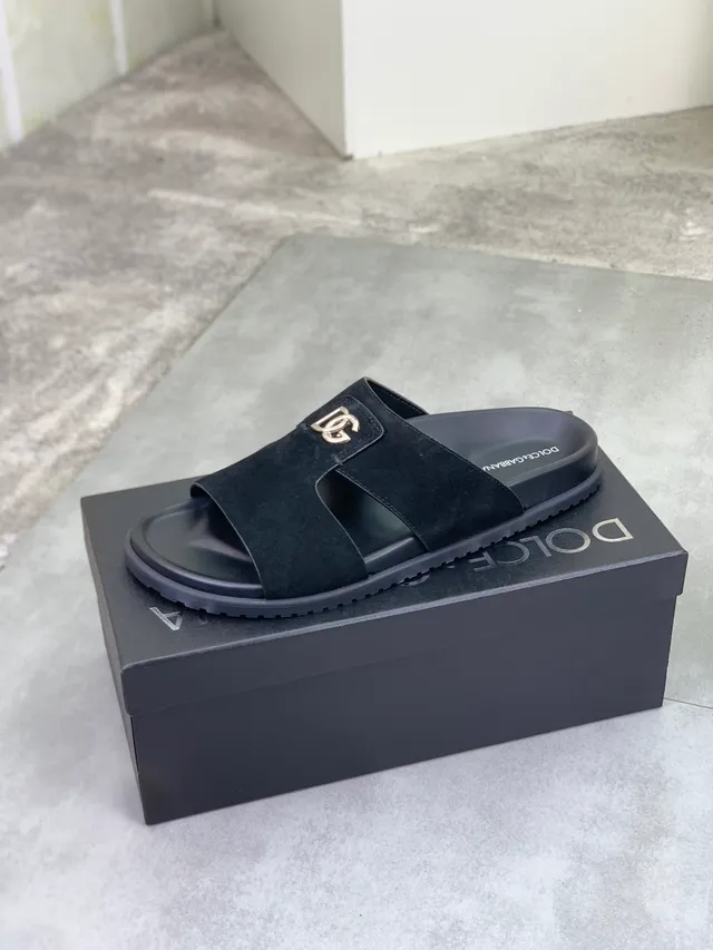 Dolce & Gabbana Mules en daim noir avec DG Logo 4
