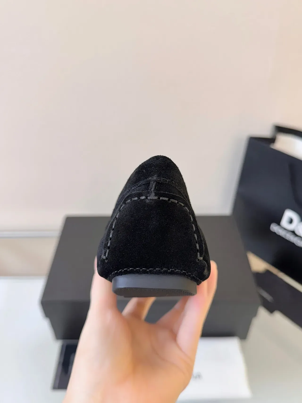 Dolce & Gabbana DG Logo Penny Loafer de Camurça 4