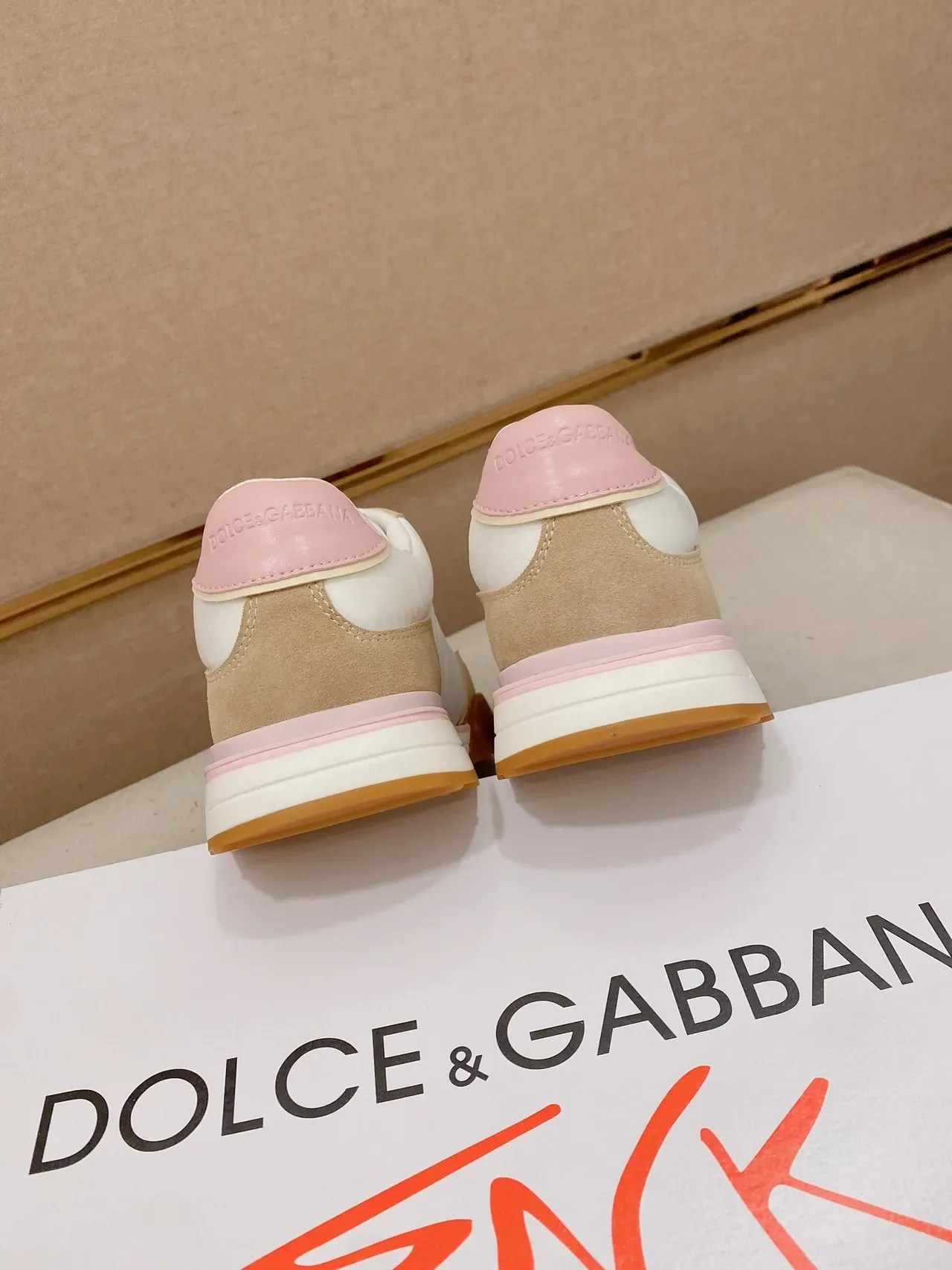Dolce & Gabbana DG Sneakers Lifestyle Blanc Beige Rose 3