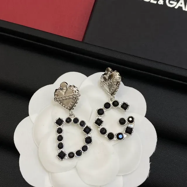 Boucles d'oreilles Dolce & Gabbana or et argent en forme de cœur avec chaîne supérieure 3