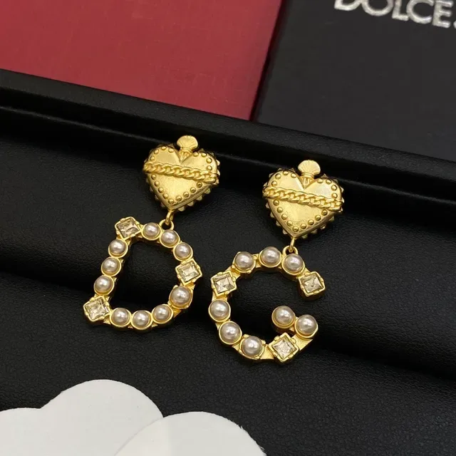 Boucles d'oreilles Dolce & Gabbana or et argent en forme de cœur avec chaîne supérieure 5