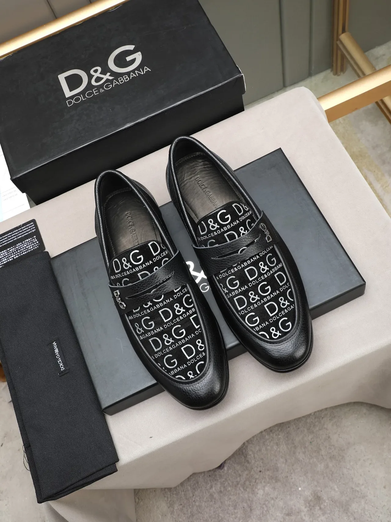 Dolce & Gabbana Loafer Penny en Cuir Pebbled avec Impression de Logo 3