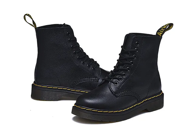 Dr. Martens 1460 Cuero Negro Granulado Costura Amarilla Botas Martin 5