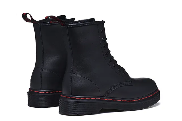 Dr. Martens 1460 Noir Rouge Haut lisse Lacets à 8 œillets Bottines Martin 4