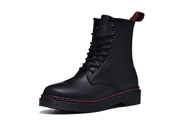 Dr. Martens 1460 Noir Rouge Haut lisse Lacets à 8 œillets Bottines Martin 7