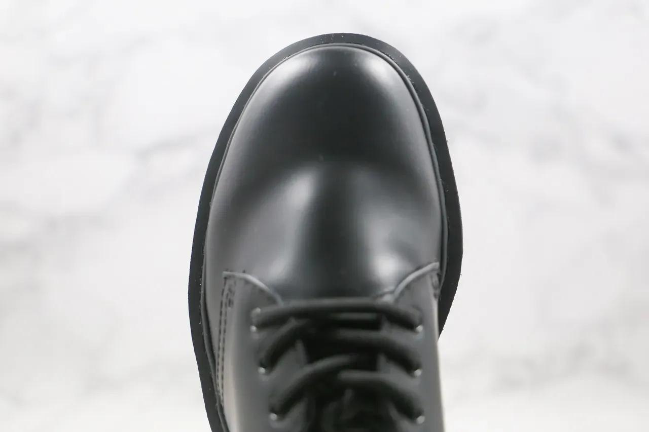 Dr. Martens 1461 Chaussures Oxford en Cuir Noir Lisse avec 3 Œillets et Lacets Fermés 4
