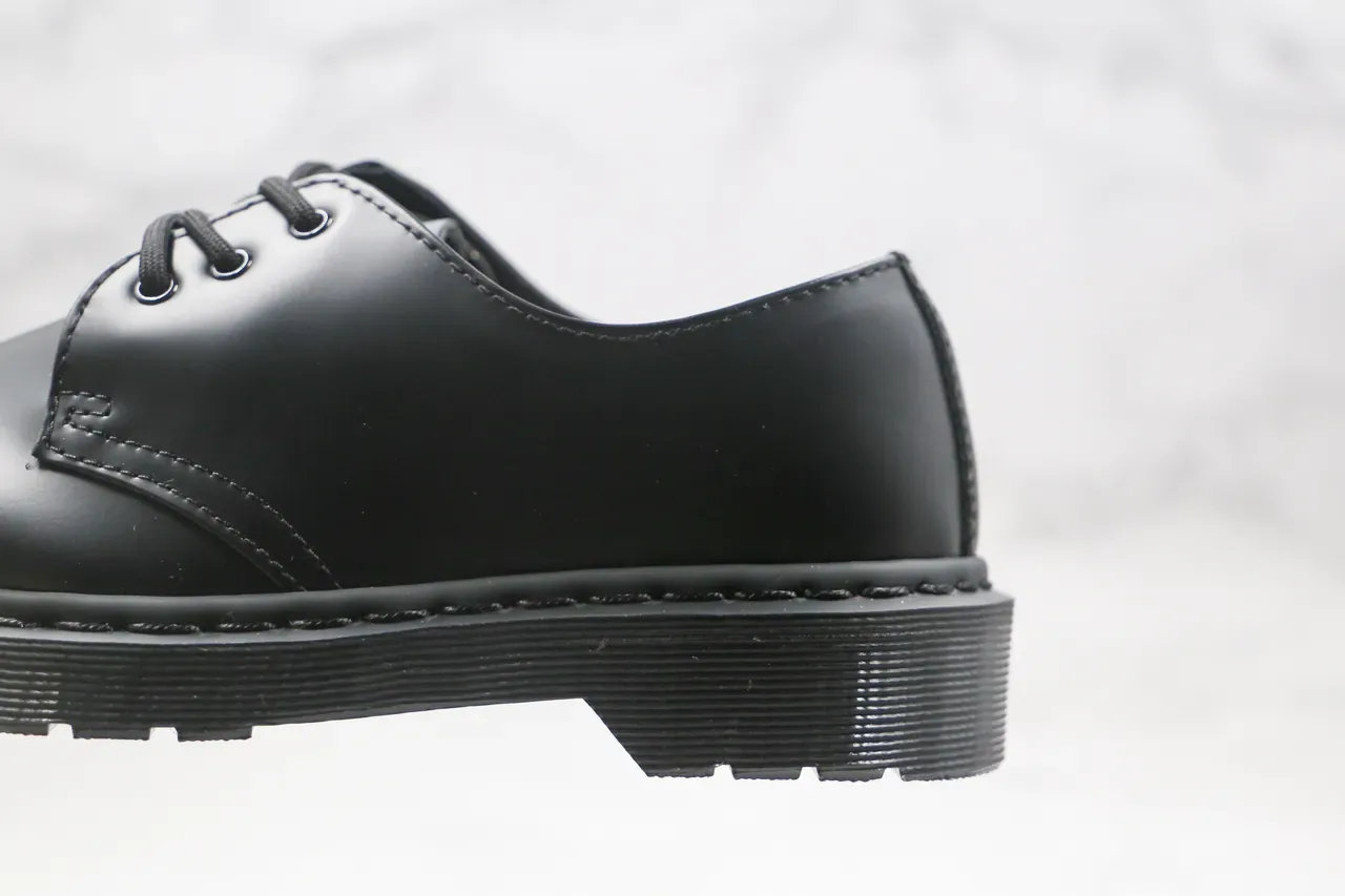 Dr. Martens 1461 Chaussures Oxford en Cuir Noir Lisse avec 3 Œillets et Lacets Fermés 5